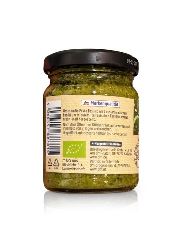 Pesto, basilico with olive oil & pine nuts, vegan, 120 g Pesto, basilico with olive oil & pine nuts, vegan, 120 g