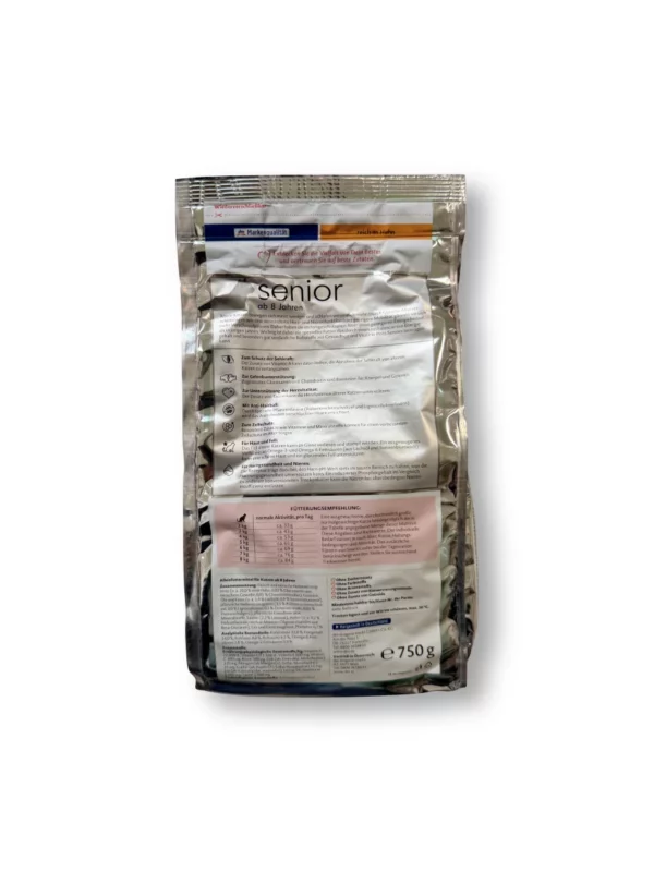 Dry cat food with chicken, Senior, 750 g Dry cat food with chicken, Senior, 750 g