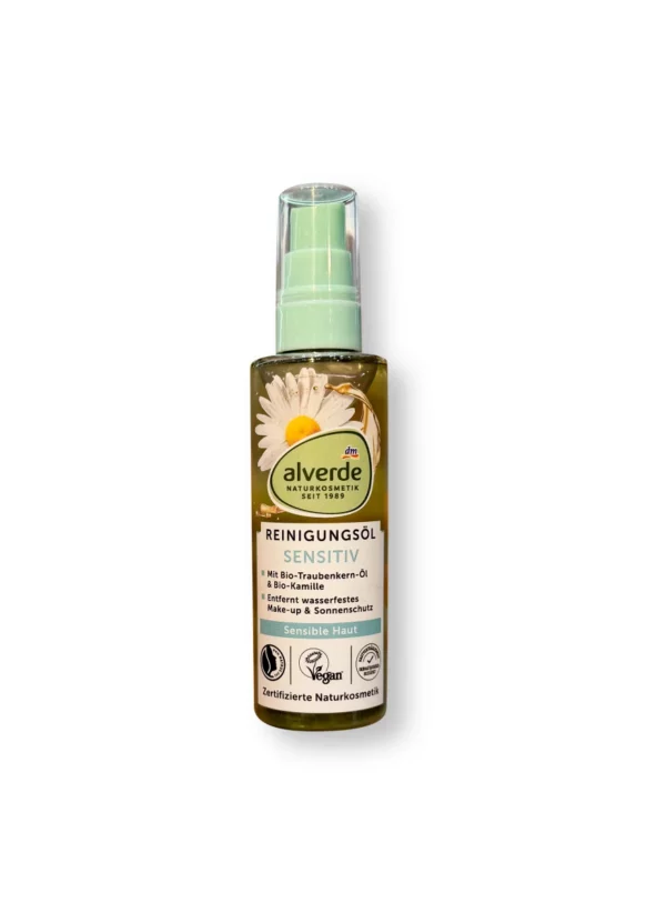 Sensitive Cleansing Oil with Chamomile & Grape Seed Oil, 100 ml Sensitive Cleansing Oil with Chamomile & Grape Seed Oil, 100 ml